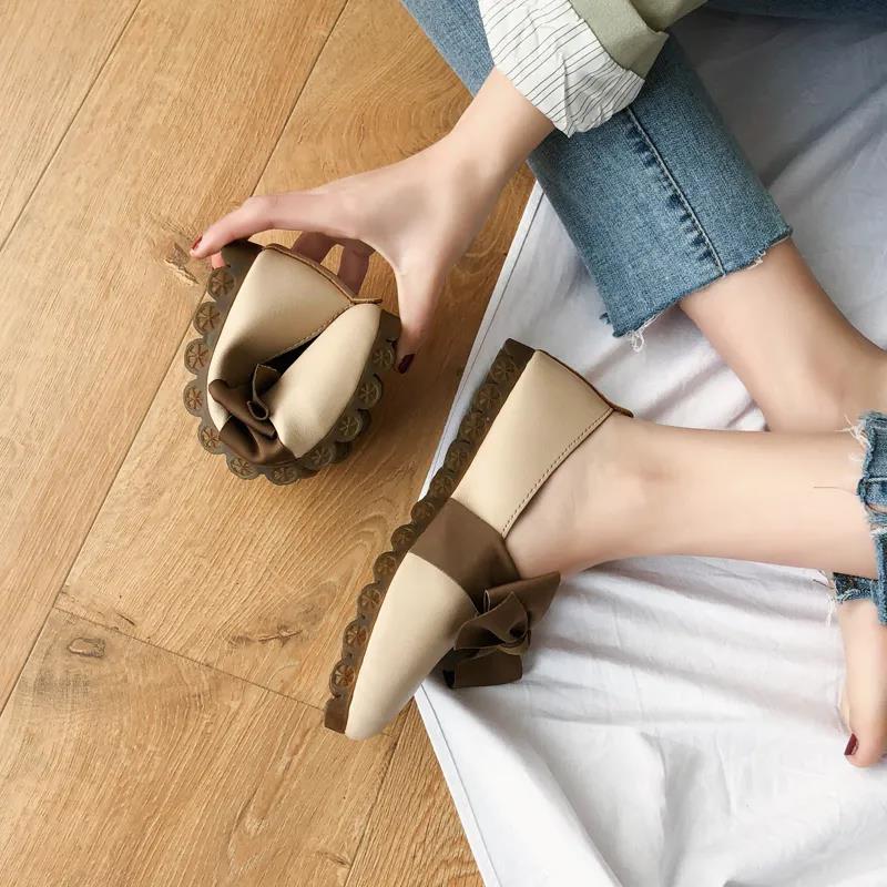 Loafers Flat Round Toe Single Shoes Women Shallow Mouth Flat-heeled Soft-soled Peas Shoes Sweet Bow Work Shoes Comfortable and Light