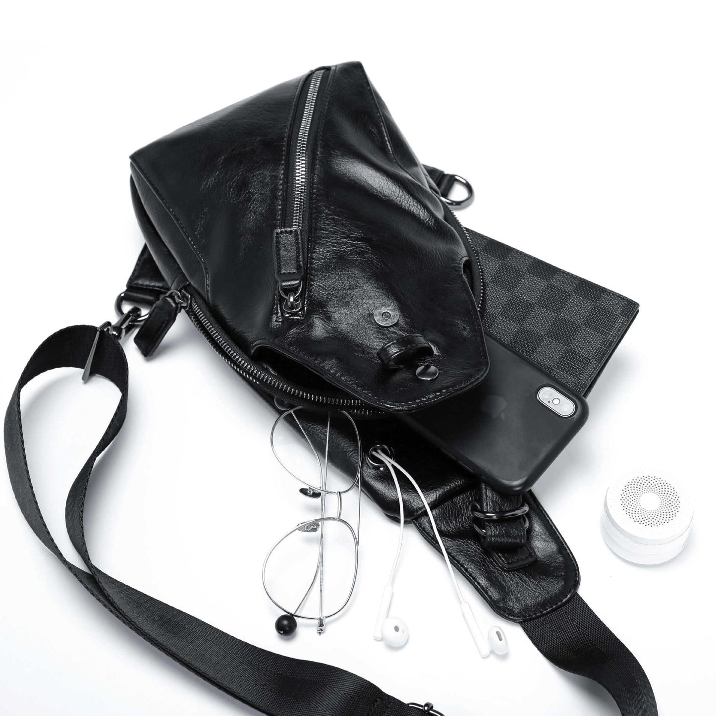 Fashion Chest Bag Men Black Waterproof Multi-pocket Crossbody Outdoor Sports Fitness Shoulder Bag