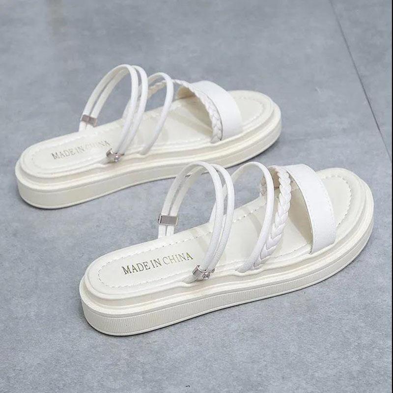 Summer Women's Sandals and Slippers Outer Wear Fashionable Sandals Flat-bottomed Shoes Two-wear Comfortable