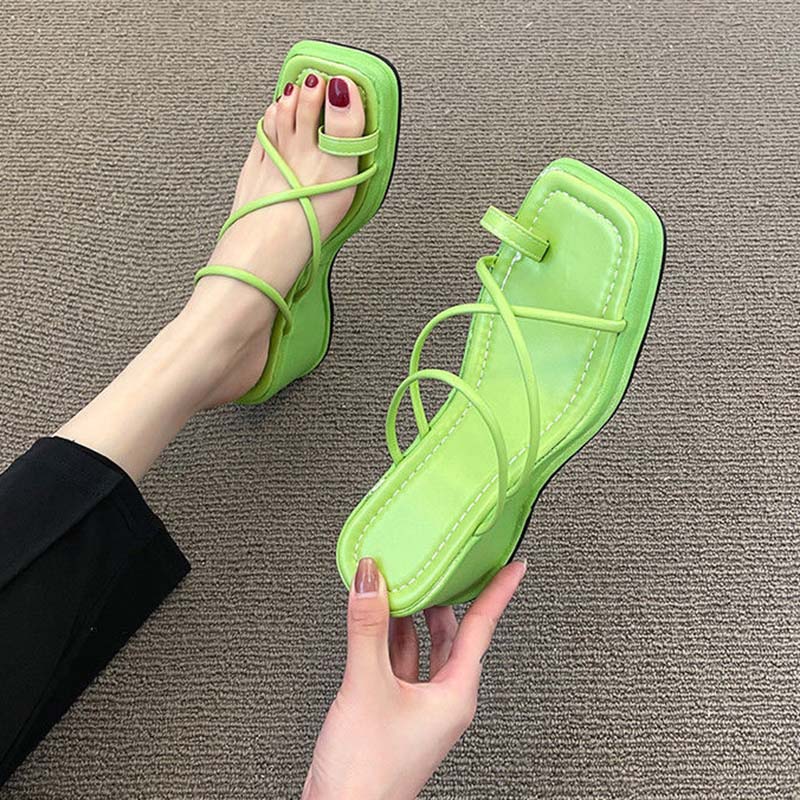 Women's Sandals Slippers Summer Cross Straps Clip-toe Non-slip Slippers Thick Bottom Heightened Wedge Flip Flops Beach Temperament All-match Sandals