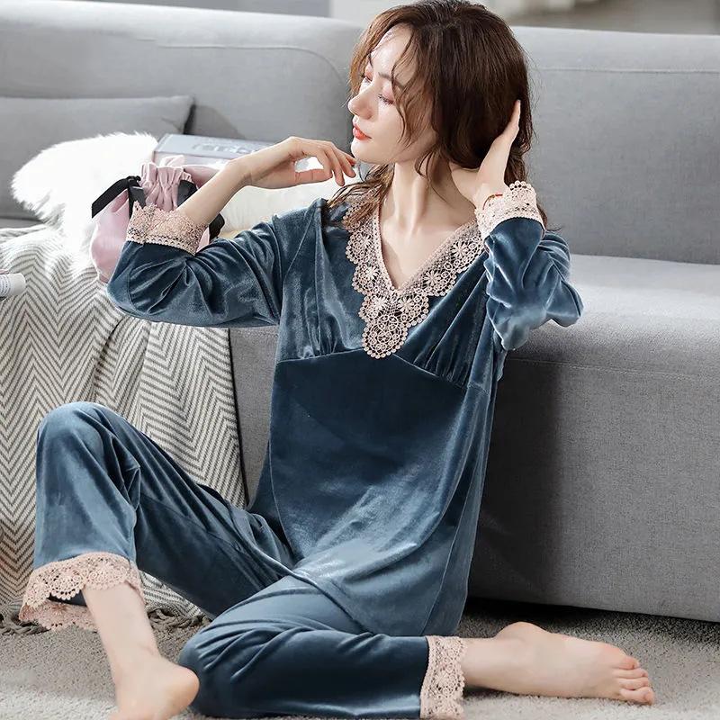 Women's Spring Autumn Long-sleeved Gold Velvet Pajamas Two-piece Set Sexy Lace V-neck Pyjamas Winter Thickened Warm Homewear Sleeping Robes Loungewear