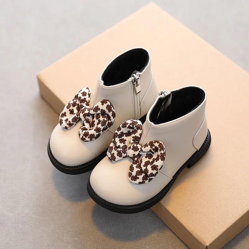 Autumn and Winter Girls' Princess Shoes Soft Soled Warm Girl Baby Walking Shoes Baby Cotton Shoes Children's Leather Boots