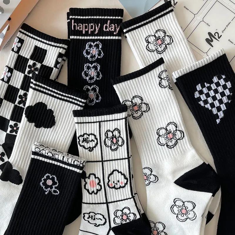 Three Pairs of Black Cotton Socks Korean Cartoon Embroidered Tube Socks