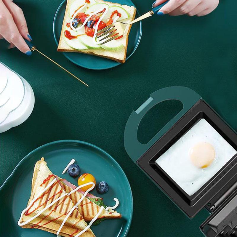 700W Sandwich Making Machine Bread Maker Barbecue Machine Kitchen Supplies for Breakfast and Afternoon Tea