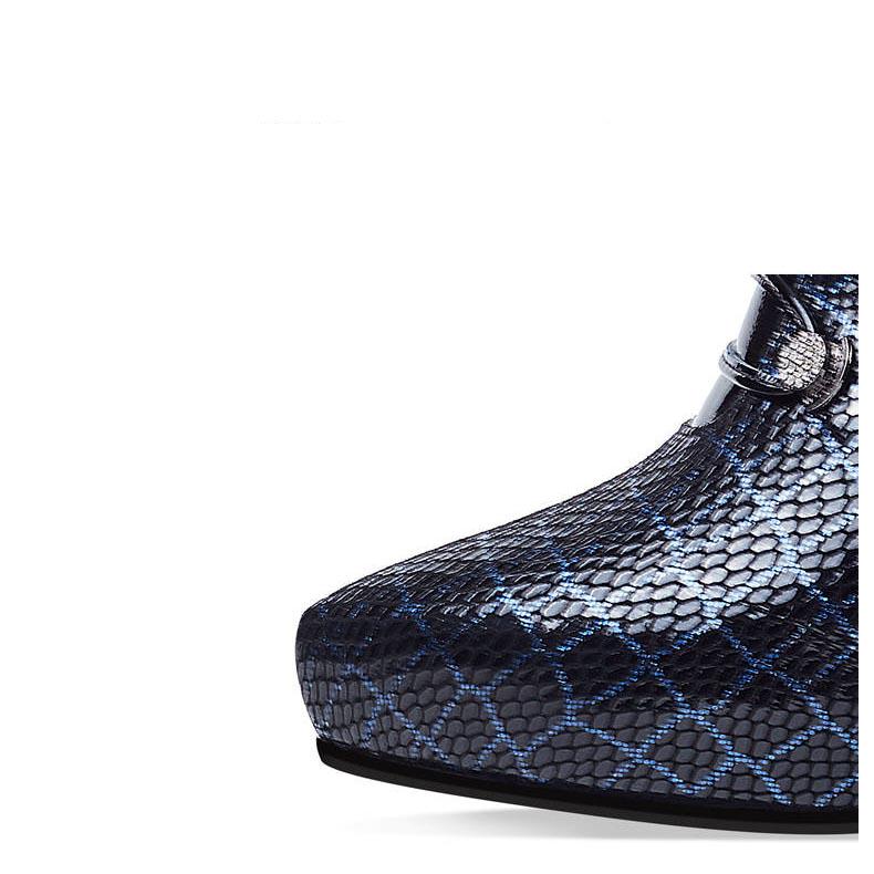Customized Big Size Chelsea Boots Leather Short Ankle Boots Women Zipper Studded Martin Snow Booties