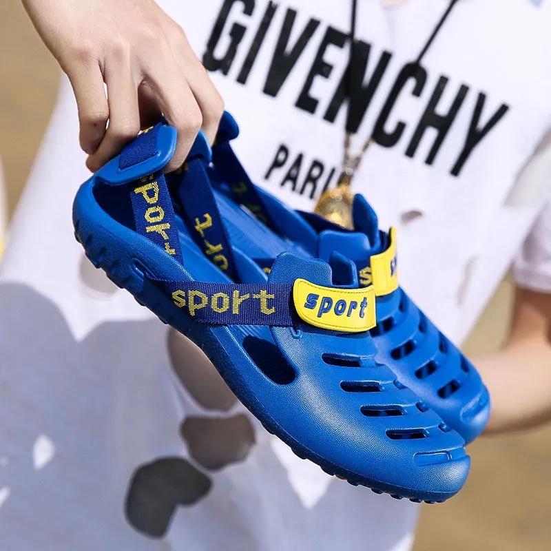 Men's Summer Hollow Hole Shoes Outdoor Beach Shoes Sandals Personality Half Slippers Men's Slippers Flip-flops