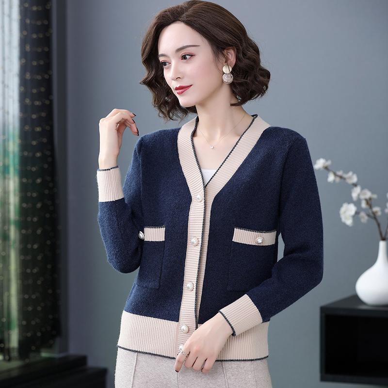 Spring and Autumn Tide Sweater February and August Jacket Women Loose Knit Cardigan Short