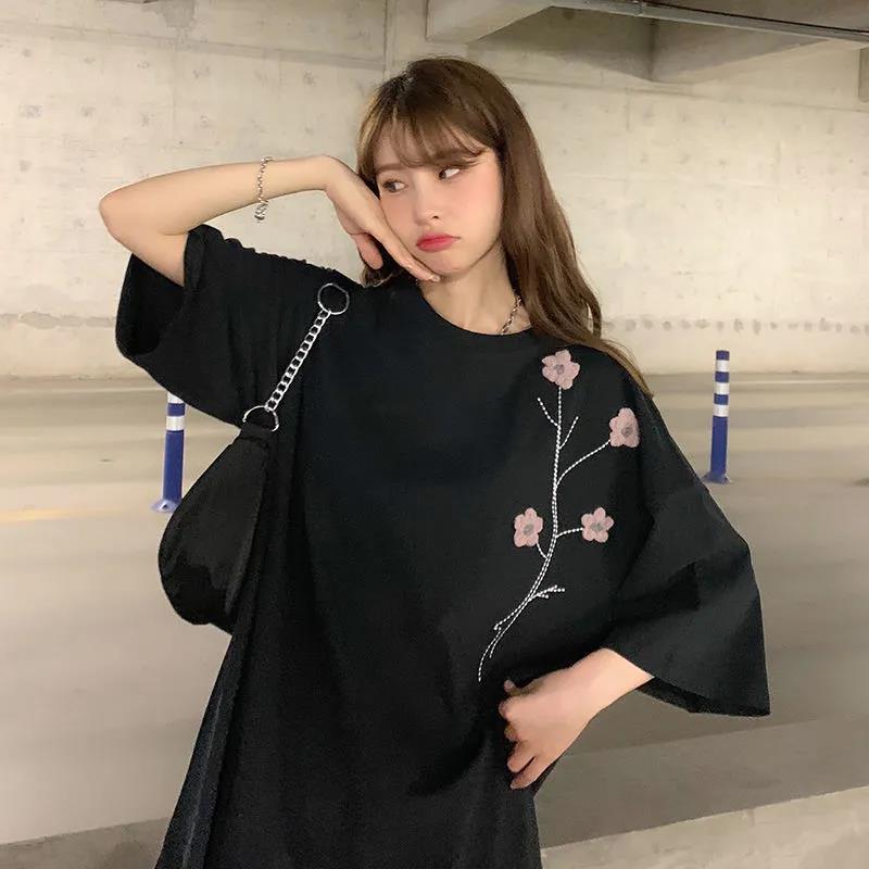 Pure Color Flower Pattern Embroidery Women  Causal  T Shirt Tee Lady Girl Top Hipster Cartoons Style T-Shirts