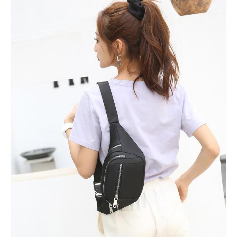 Waist Bag Fashion Ladies Sports Gym Bag Lightweight Nylon Cloth Crossbody Chest Bag