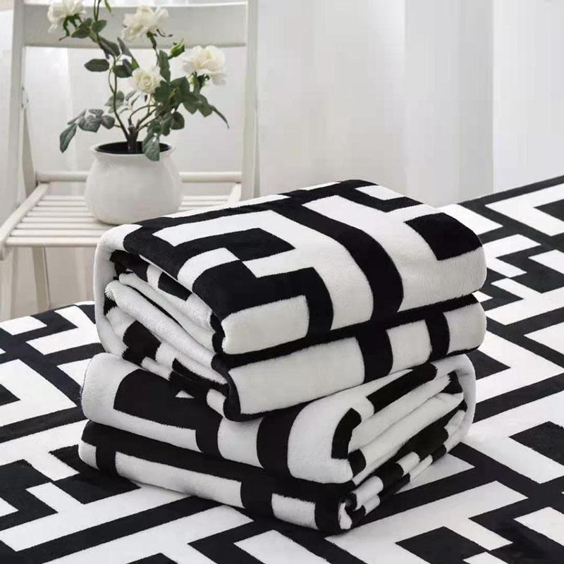 Large Thick Blanket Four Seasons Coral Velvet Sheets Double-sided Usable Warm Sheets