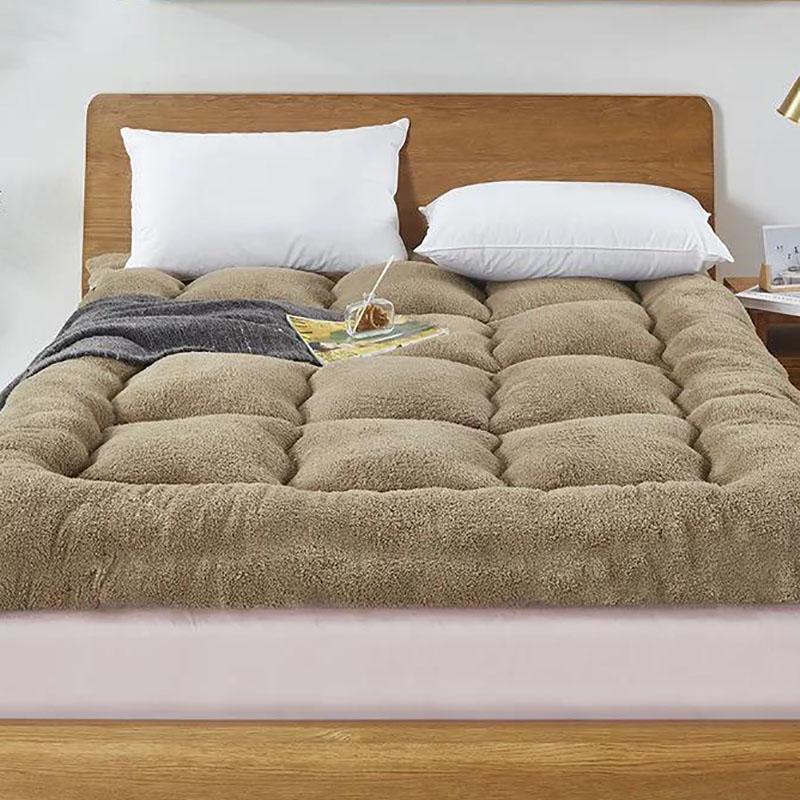 Thickening Plus Velvet Warmth Non-slip Folding Dormitory Mattress Household Sleeping Pad Quilt