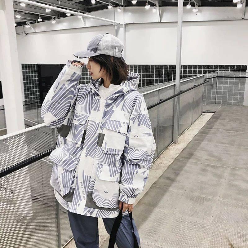 Winter Ladies Parka Coat Fashion Print Hooded Short Cotton Padded Parka Jacket