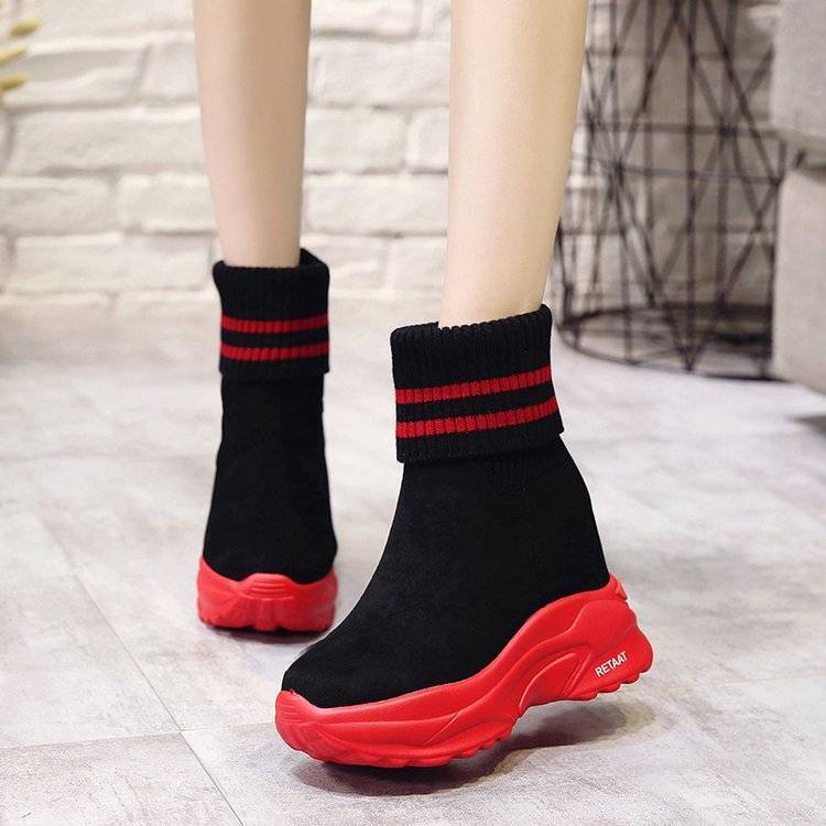 Thick-soled Ankle Boots Inner Heightening Suede Casual Snow Boot Plus Velvet Inner Martin Boots Women Soft Sole  Winter Footwear