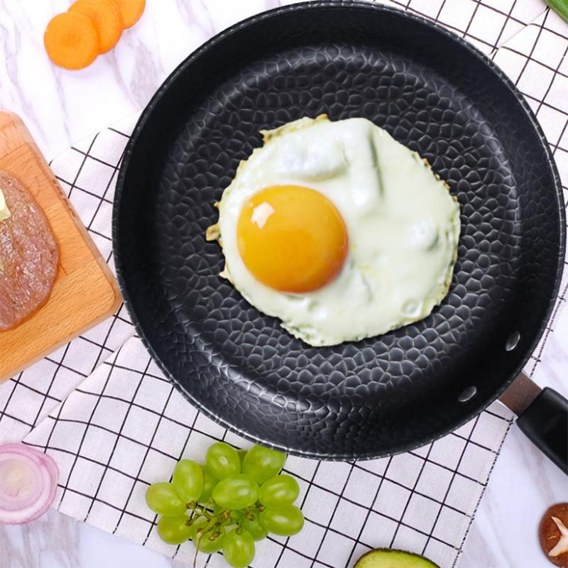 Uncoated Healthy Frying Pan Zhangqiu Iron Pot Hand-forged Frying Pan Omelette Pancake Pan Induction Cooker Universal