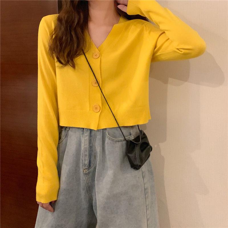 Spring and Autumn Knitted Cardigan Long Sleeve V-neck Sweater Solid Color Short Casual Coat