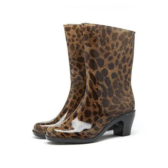 Women's Spring Summer Non-slip Rain Boots Waterproof PVC Rubber Rain Shoes Female Mid-length Medium Chunky Heel Rain Boots