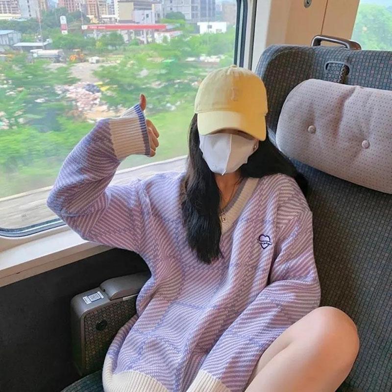 Women's Sweater Autumn and Winter Lazy Wind Pullover Korean Loose V-neck Long-sleeved Knitted Top