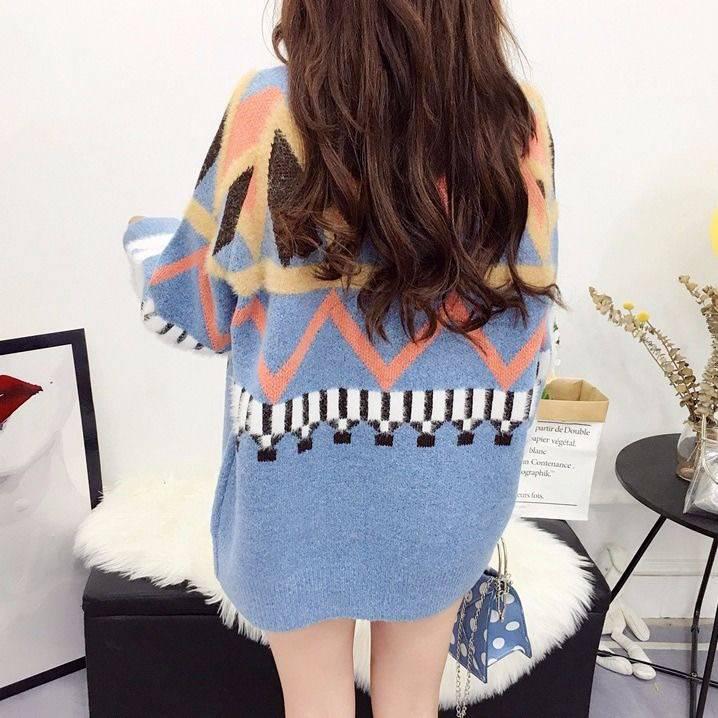 Autumn and Winter Women's Letters Loose Knitted Jacket Long-sleeved Sweater Cardigan Women
