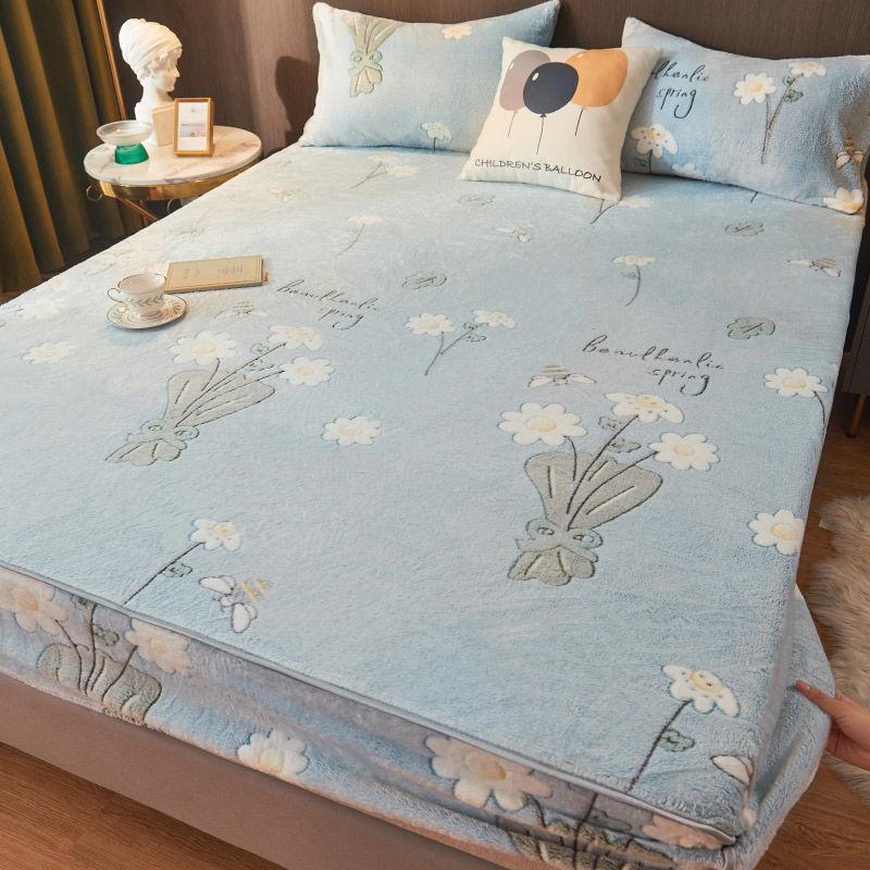 Winter Double-sided Snowflave Bed Pillow Set Three-piece Plus Thick Warm Plush Anti-skating Sheet