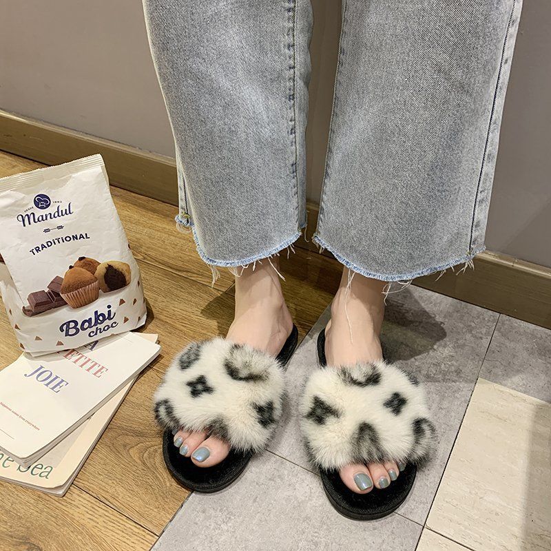 Women's Cotton Slippers Autumn and Winter Korean Version of The Net Red Printing Word with A Flat Bottom Casual Wool Slippers