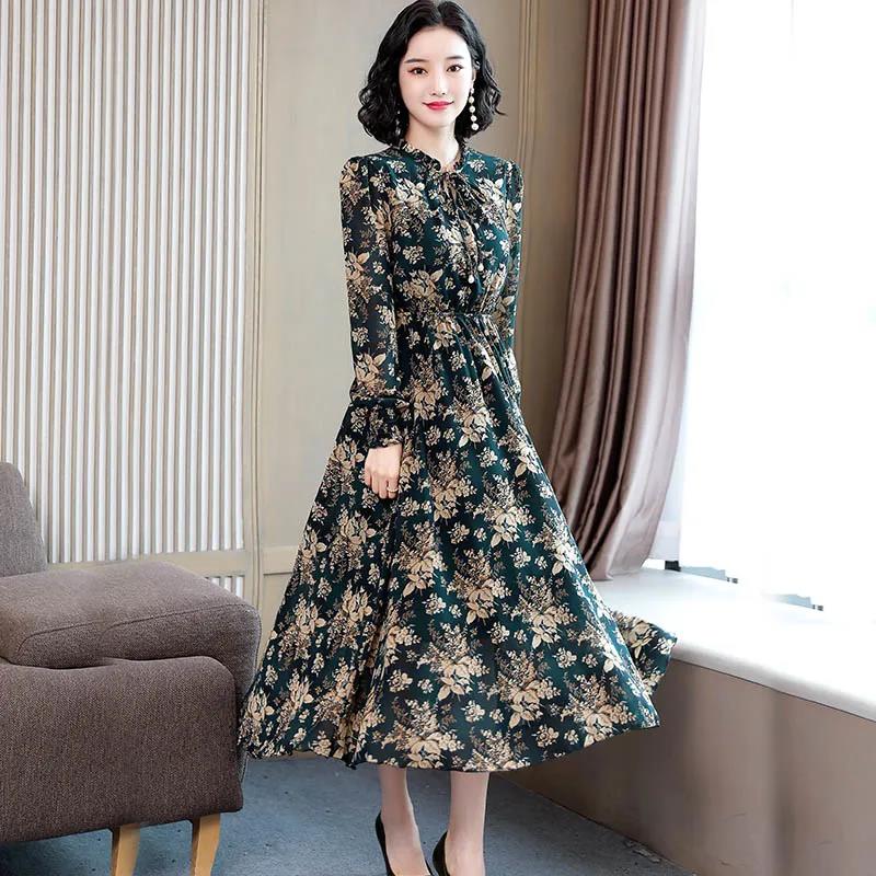 Spring and Autumn Chiffon Dress Long Sleeve Feminine Large Size Long Section Slim Fit Waist Thin Floral Skirt Women Can Be Worn Inside or Outside