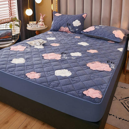 3pcs/set Lamb Velvet Bedspread Thick Quilted Coral Velvet Mattress Protector