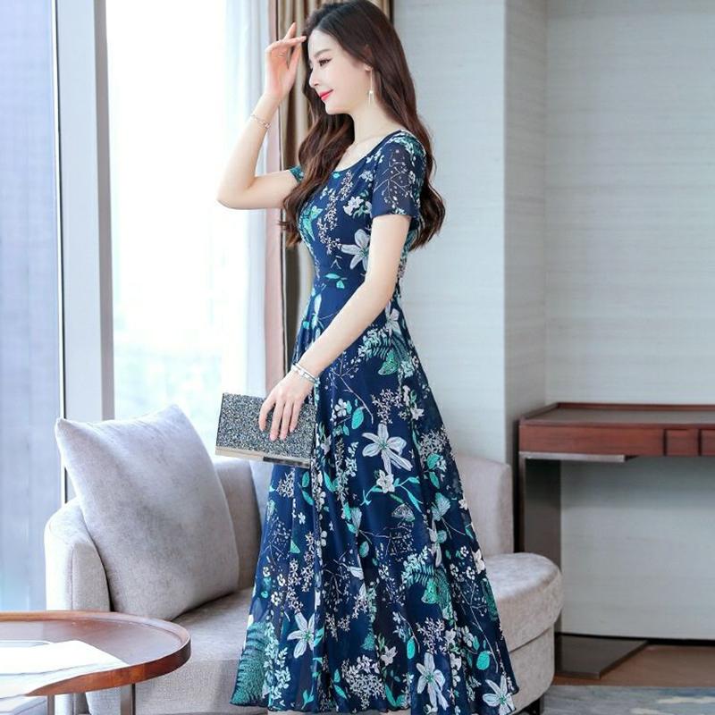 Ice Silk Dress Female Short-sleeved Temperament Was Thin Floral A-line Skirt Round Neck Large Hem Skirt Large-size Skirt Waist Was Thin