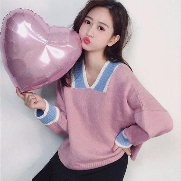 Autumn and Winter V-neck Sweater Female Students Loose and Versatile Color Contrast Pullover Sweater Coat Women