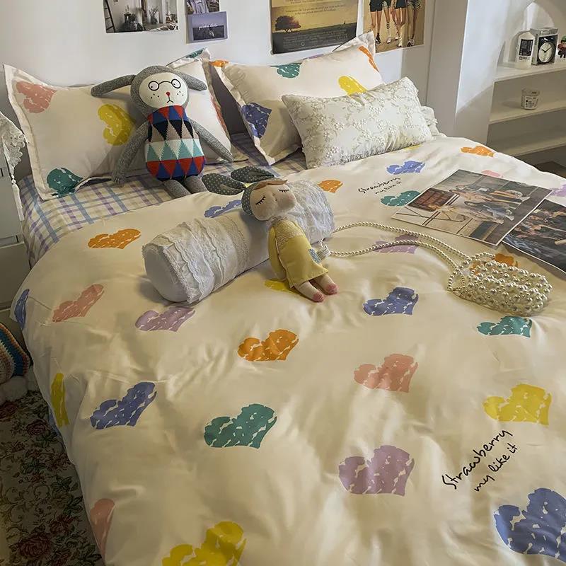 Simple College Style Four-piece Bedding Set Double Bed Quilt Cover Four-piece Pillowcase