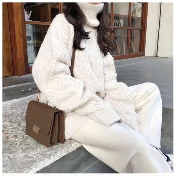 Korean Version of The Thick Solid Color Twist Turtleneck Sweater for Girls In Winter Warm and Sweet Sweater