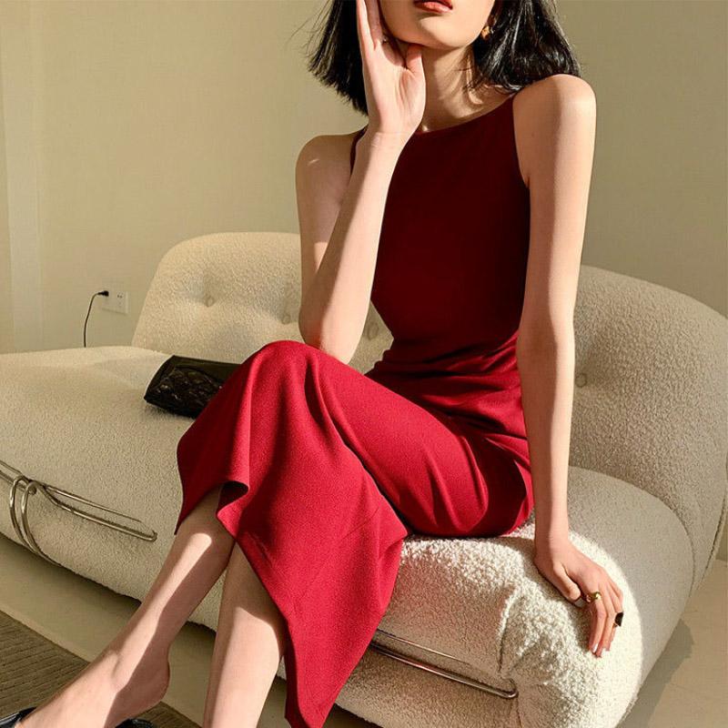 Red Suspender Dress Summer 2021 New Popular Sexy Slim Slimming Outer Wear One Word Collar French Sleeveless