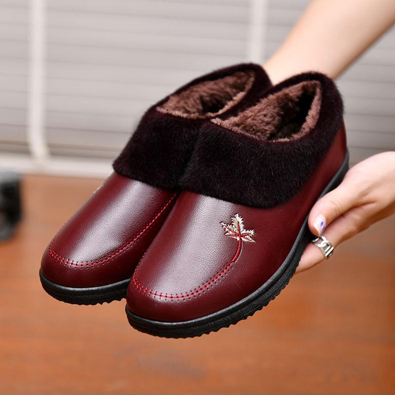 Winter Cotton Shoes and Snow Boots Women Flat Bottom and Velvet Warm Leather Shoes Winter Shoes Soft Bottom Non-slip
