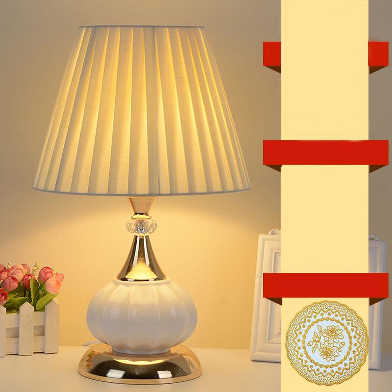 LED Bedroom Table Lamp Bedside Lamp Modern Living Room Table Light for The Bedroom Bed Decorative