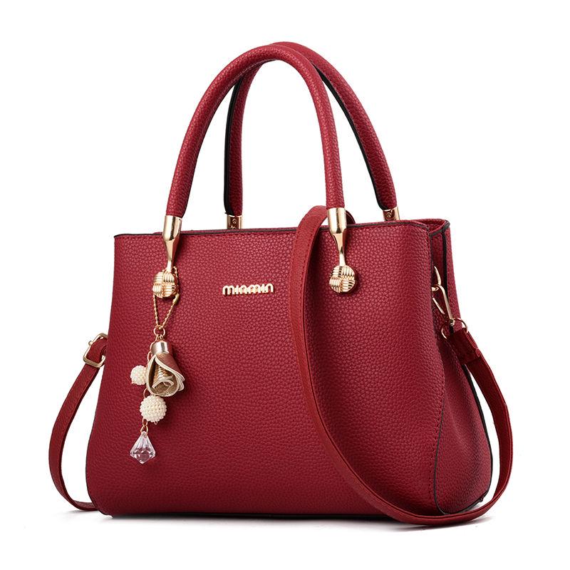 Woman bag European and American style Shoulder Handbag Trendy wild Patent leather bag Big capacity