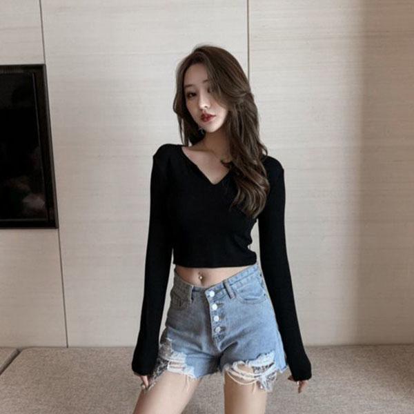 Autumn and Winter Slim Long-sleeved V-neck Bottoming Sweater Short Tight-fitting Inner Sweater Women