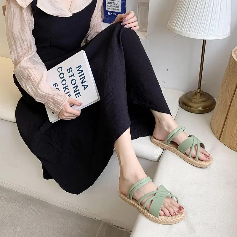 Summer Women's Sandals Non-slip All-match Beach Women's Flat Sandals