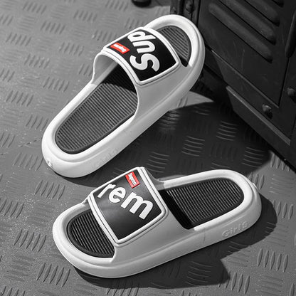 Slippers Men and Women Summer Striped Non-slip Soles EVA Couple Slippers Bathroom Non-slip Slippers Soft and Lightweight Slippers