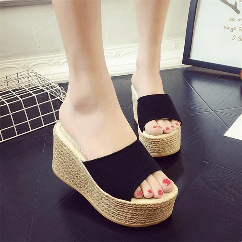 Light-soled Sandals  Slippers Women’s Summer Fashion Outdoor Korean Style Sponge Cake Sole Thick-soled Slope-heeled Sandals