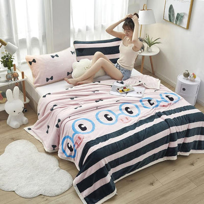 Winter Coral Fleece Blanket Plush Warmth Soft and Skin-friendly Bed Sheet Flannel Cover Blanket Quilt Blanket Cushion