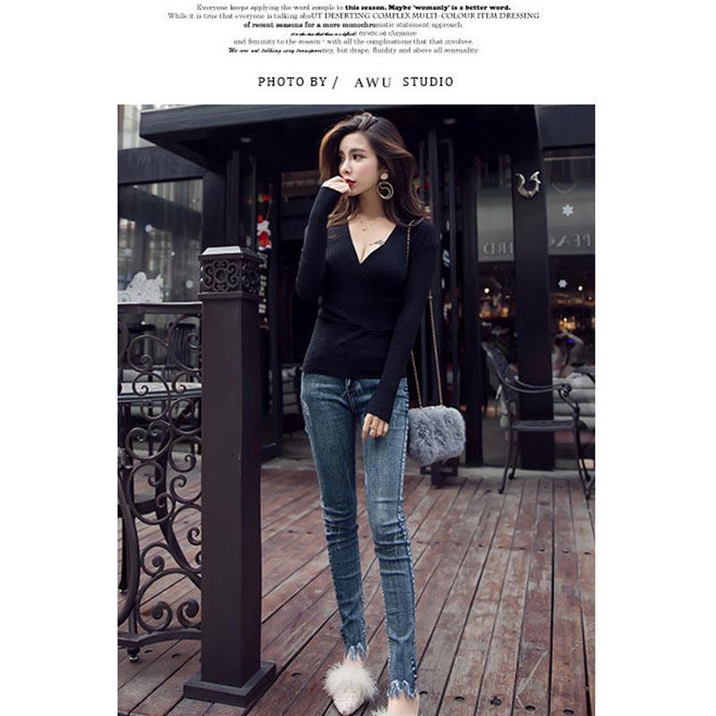 Autumn and Winter Sexy Low-cut Bottoming Shirt Knitted V-neck Tight Sweater Long-sleeved Solid Color Female Top