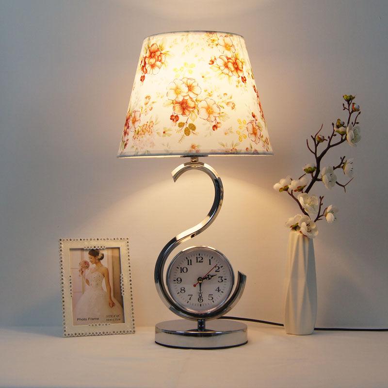 Creative European Table Lamp Bedroom Bed Modern Minimalist Living Room with Clock Remote  Desk Lamp
