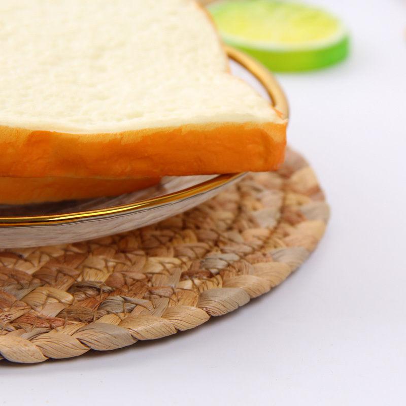 Hand-made Gourd Grass Woven Heat Insulation and Anti Scalding Dining Mat Household Dining Table Mat