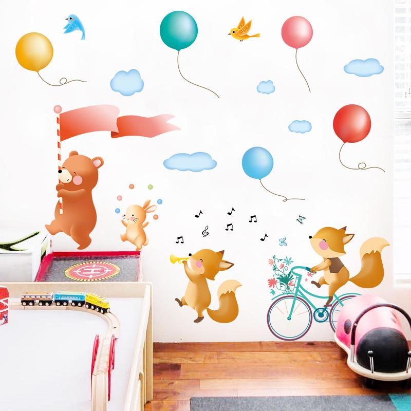 Kindergarten boy baby room wall decoration small animal stickers music symbol color balloon sticker