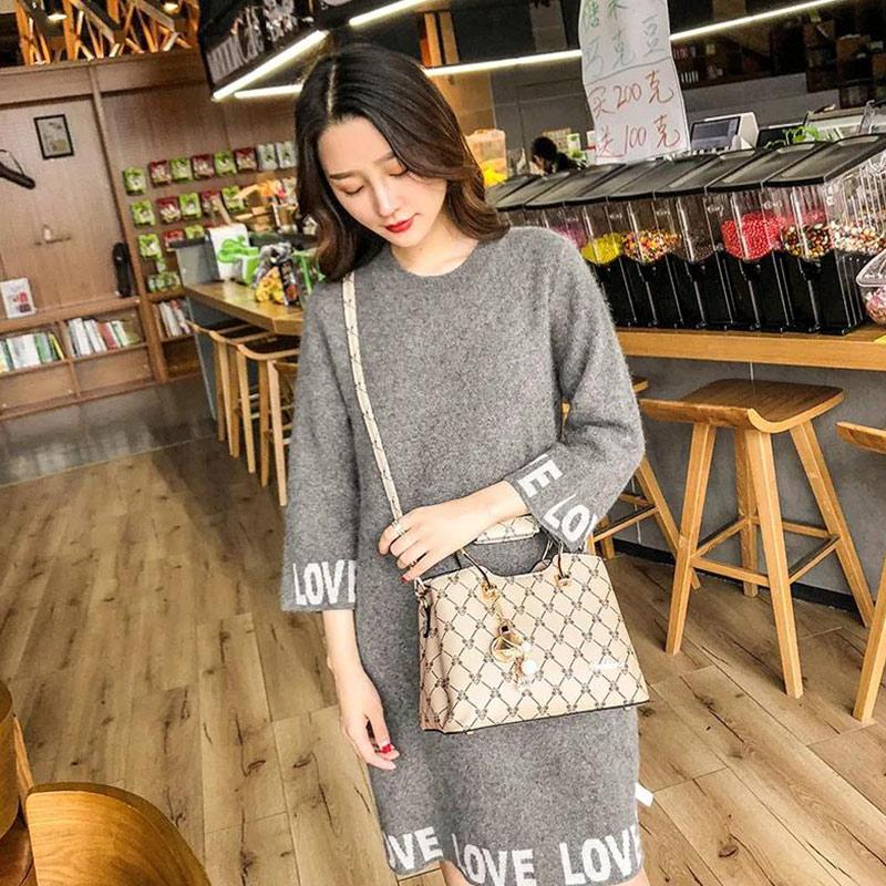 Fashion Casual Small Bag Trend Korean Version of PU Leather Ladies Handbag Simple and Versatile One-shoulder Messenger Bag