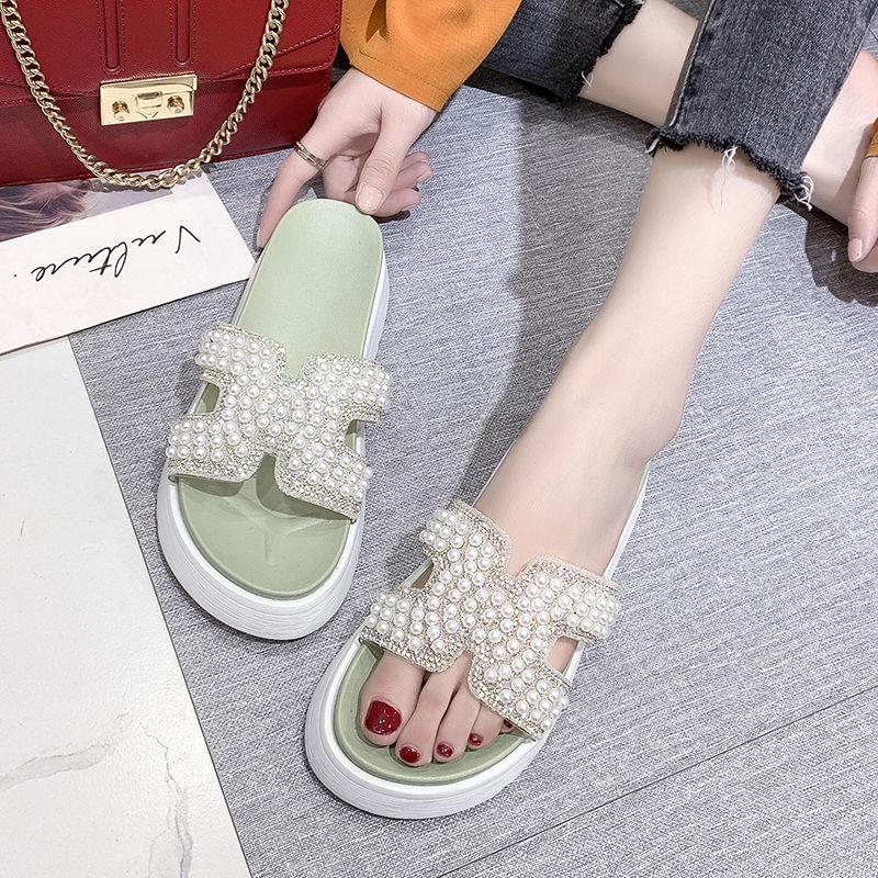 Sandals and slippers women wear summer flat bottom pearl rhinestone slippers net red wild word drag