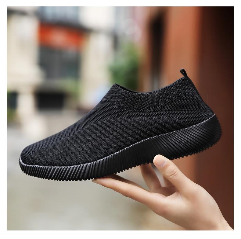 Women Vulcanized Shoes High Quality Women Sneakers Slip on Flats Shoes Women Loafers Plus Size 43 Walking Flat