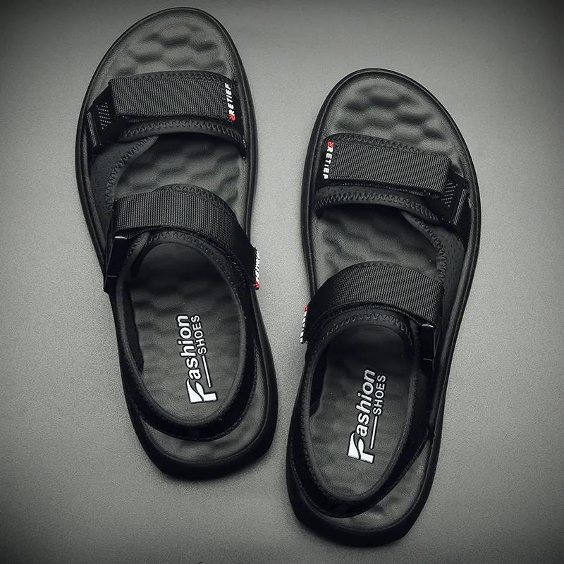 Summer Men's Beach Shoes Outdoor Non-slip Waterproof Sandals Lightweight Breathable Soft-soled Sandals