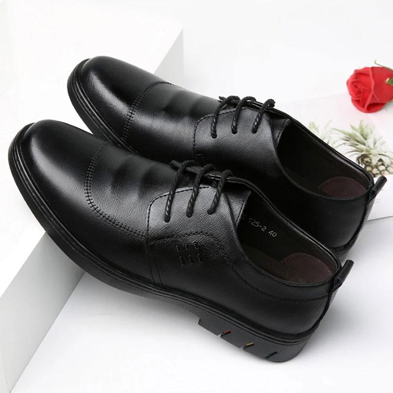 Cowhide Shoes Men's Casual Shoes Peas Shoes Lazy Pedal Dad Middle-aged and Elderly Shoes Men's Shoes Non-slip Walking Shoes Formal Business Shoes