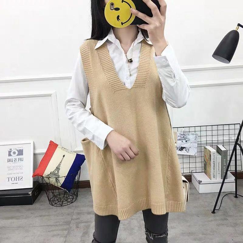 Spring and Autumn Loose College Style Sweater Casual V-neck Knitted Vest Simple and Versatile Female Sweater