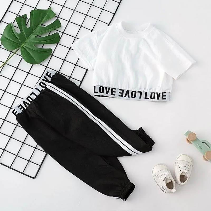 Girls Summer Sportswear Breathable Fashion Short-sleeved + Trousers Sports Suit Children's Dance Costumes Two-piece Set